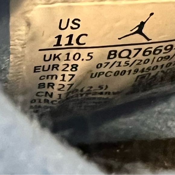 Used Nike Kids Jordan’s - Picture 12 of 12